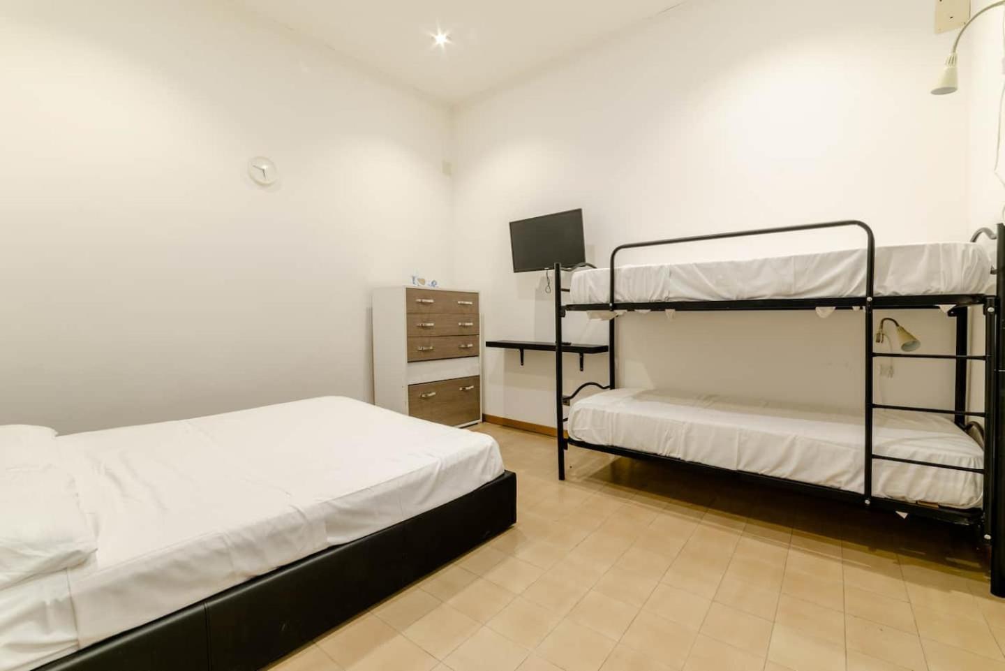 Inside Chiaia Rooms Naples Exterior photo