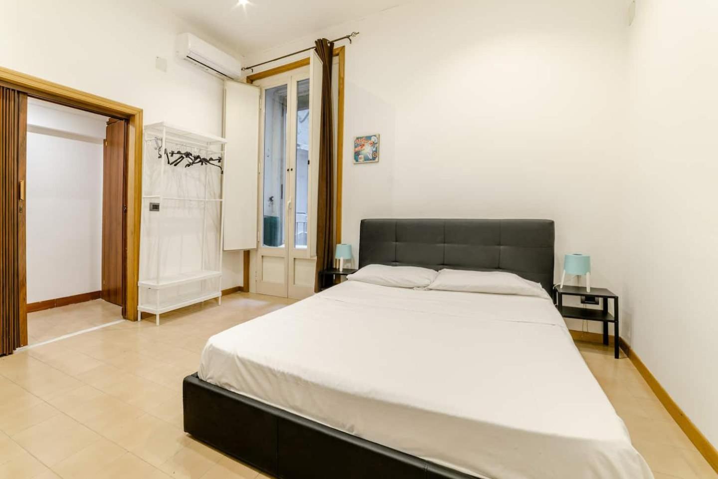 Inside Chiaia Rooms Naples Exterior photo