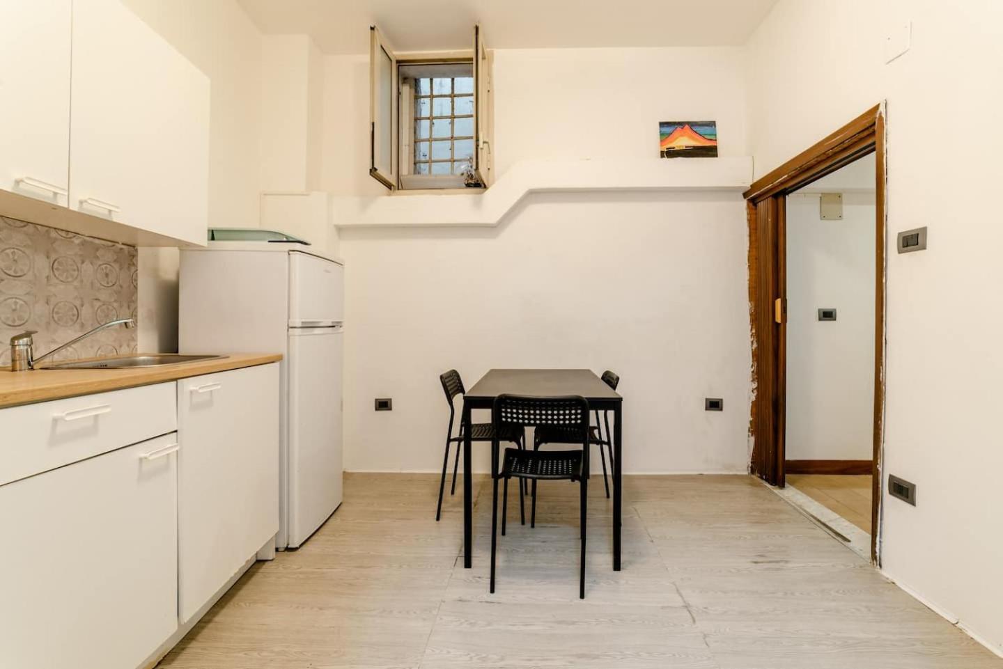 Inside Chiaia Rooms Naples Exterior photo